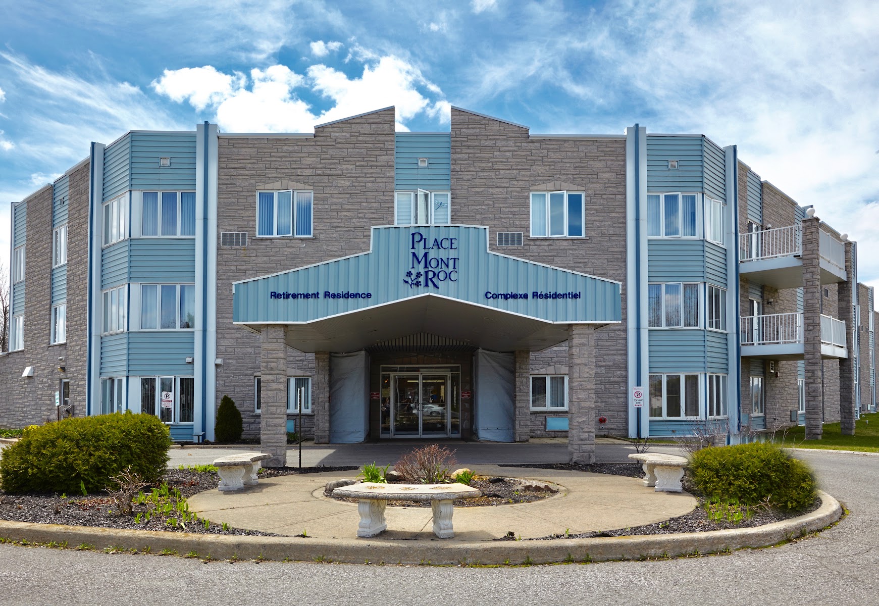 Place Mont Roc Residence Inc.