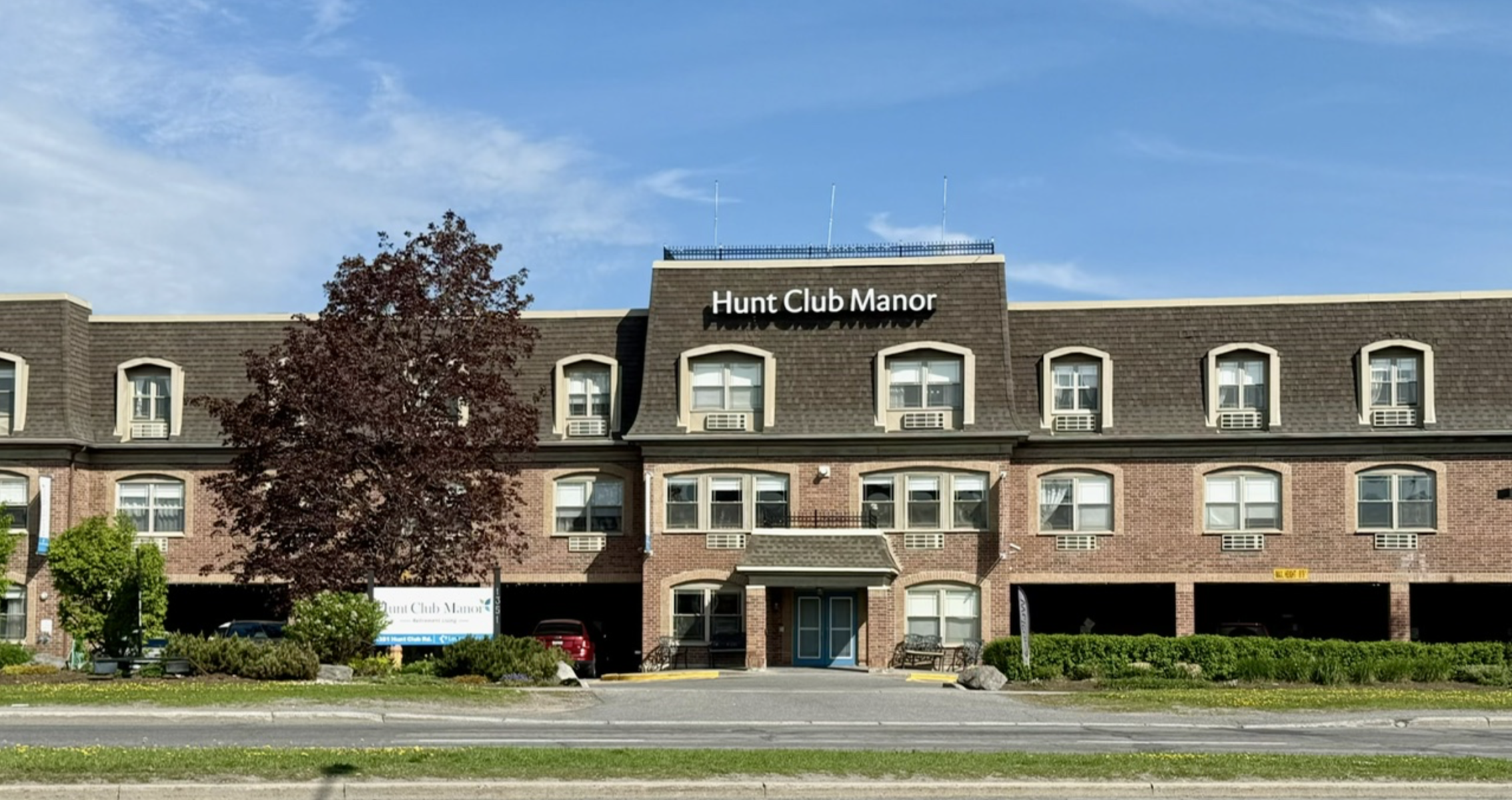 Hunt Club Manor