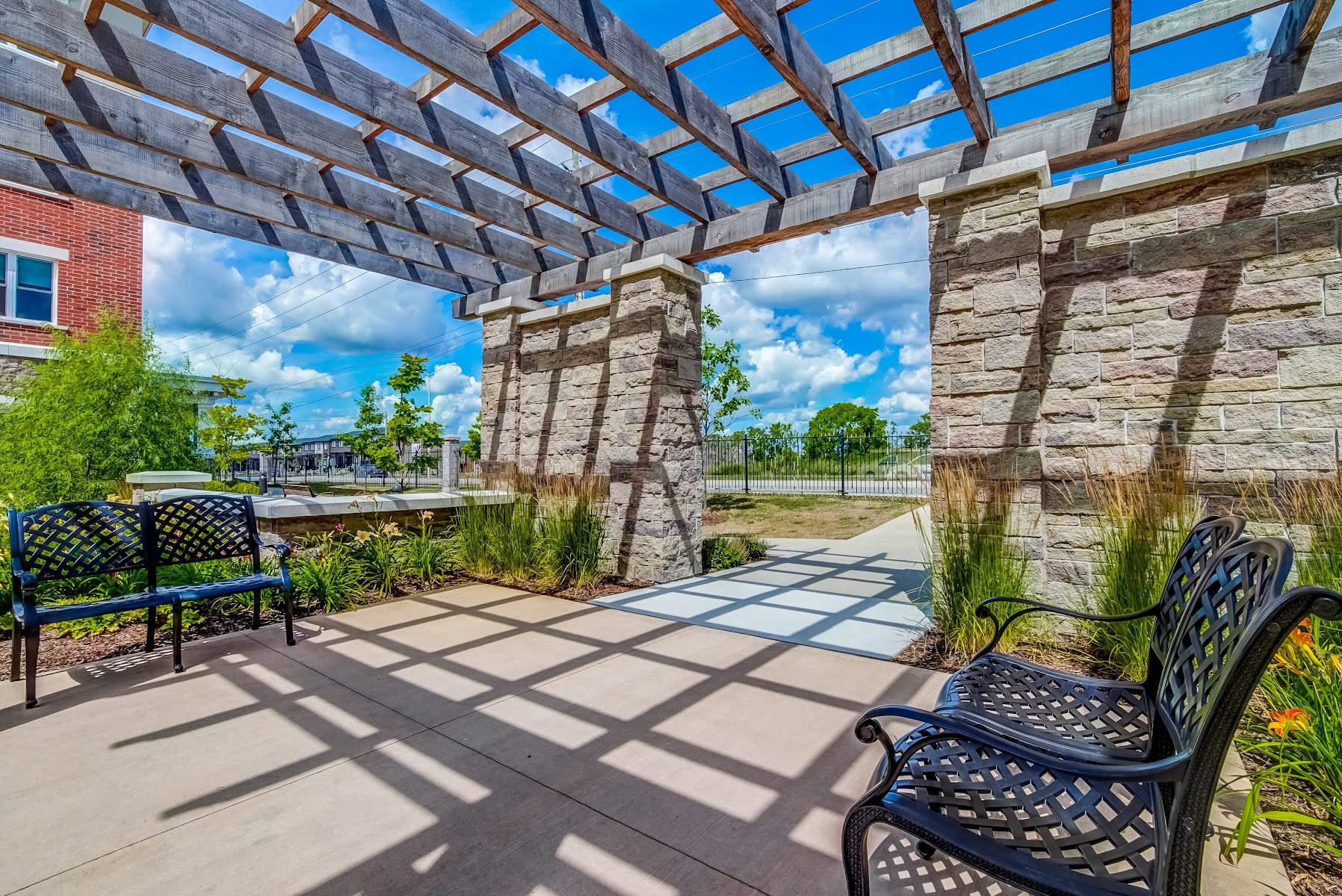 Oakcrossing Retirement Living