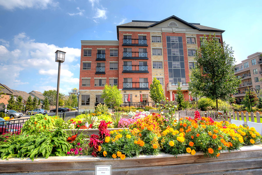 Chartwell Hollandview Trail Retirement Residence