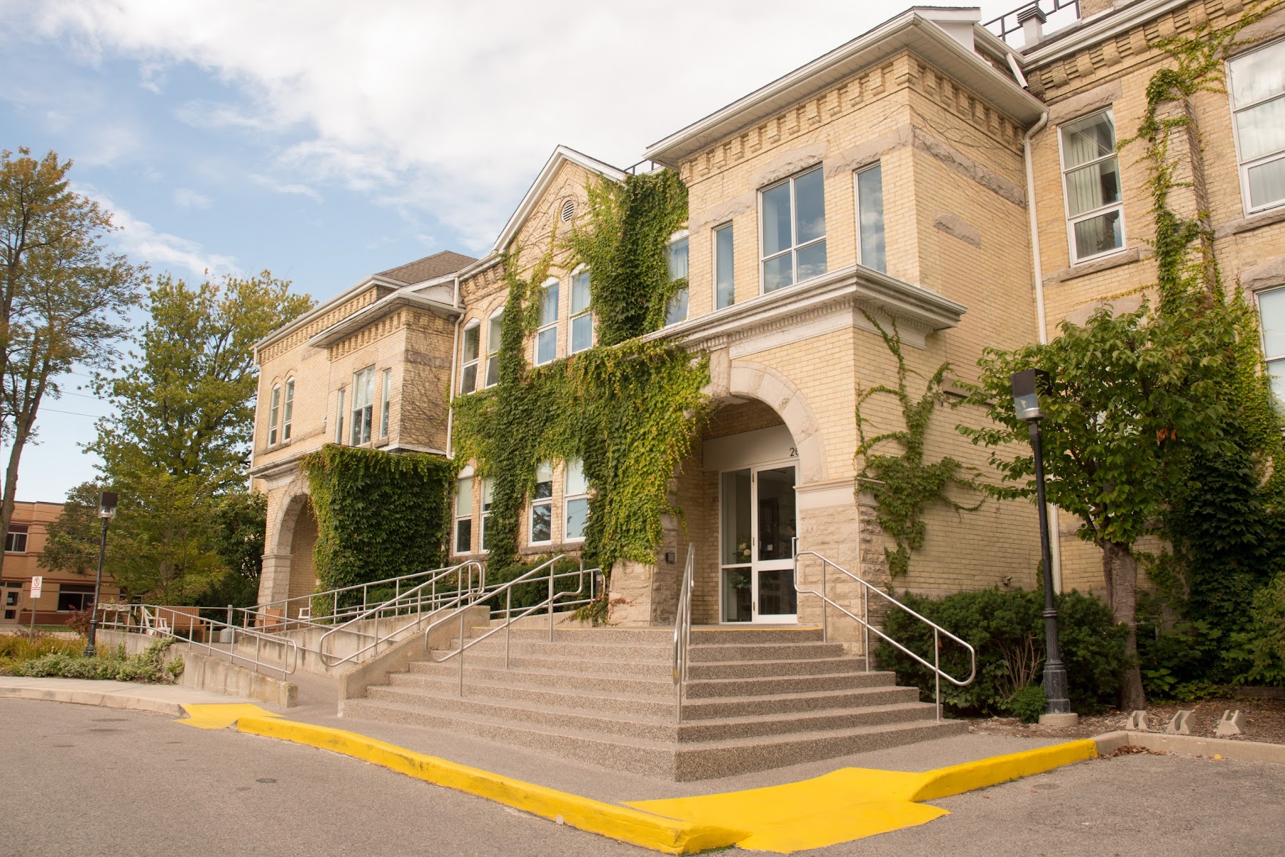Cedarcroft Stratford Retirement Residence