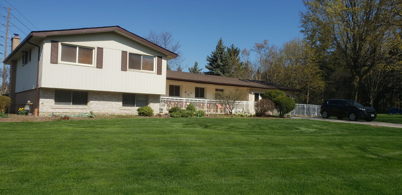 Crescent Hill Place Retirement